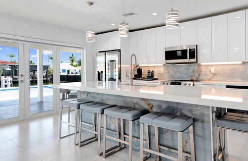 Isles of Capri Casa | Marco Island, Isles Of Capri & Naples Area