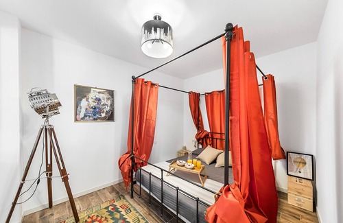 Crociale Apartamento | Marconi 2 Apartment by Wonderful Italy