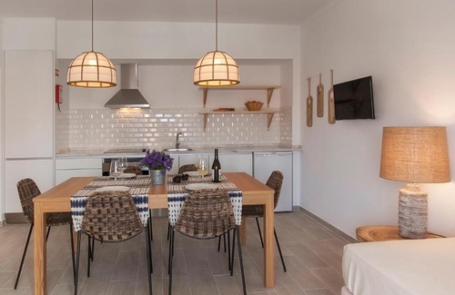 Consolacao Apartamento | Mare Cheia (High Tide) Beach and Surf Apartments -1st