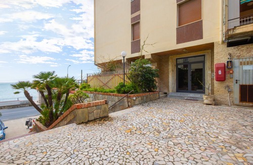 Sanremo Apartamento | Mare di Liguria Apartment by Wonderful Italy