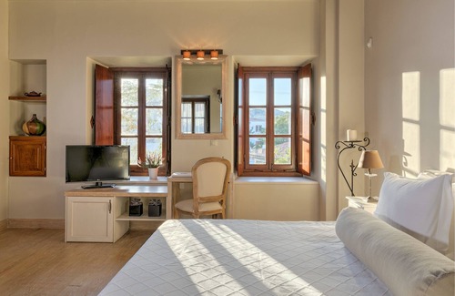 Spetses Hotel | Mare Monte Luxury Suites