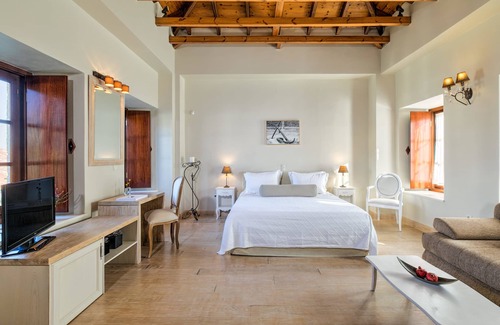 Spetses Hotel | Mare Monte Luxury Suites