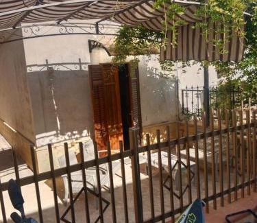 Tre Fontane Casa | Mare Nostrum TF