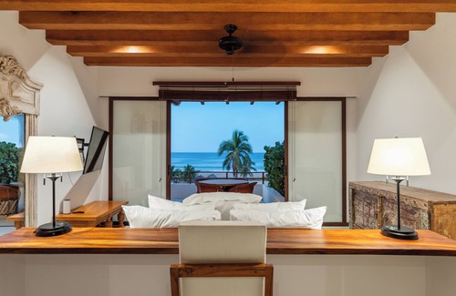Ixtapa - Zihuatanejo Apartamento | Marea Beachfront Villas