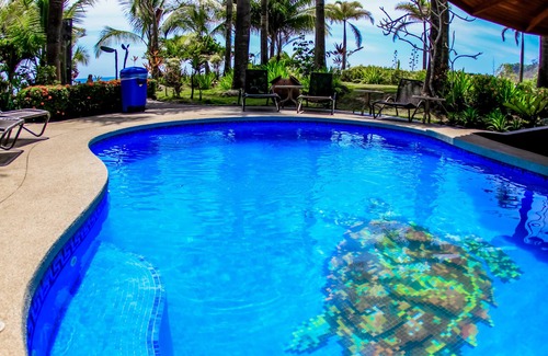 Playa Hermosa Villa | Marea Brava Apartments Ocean Front