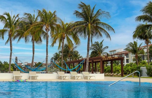 Puerto Juarez Apartamento | Mareazul Beachfront Resort - Casa Ancora