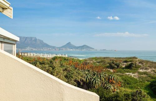 Milnerton Casa | Marechale Way by Host Agents