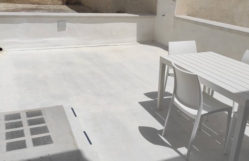 Marettimo Apartamento | Marettimo Very central apartment with the entrance facing the sea