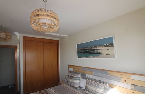 Los Lagos Apartamento | Marfolin 1 El Cotillo. Apartamento frente al mar con acceso directo a la piscina y la playa.