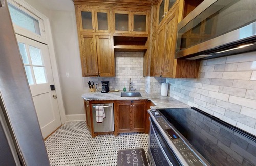 Lake Charles Apartamento | Margaret Manor on Park Ave