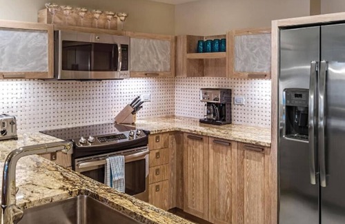 Frydendal Complejo | Margaritaville 2 BR Luxury Presidential Ocean View Poolside Resort St. Thomas VI