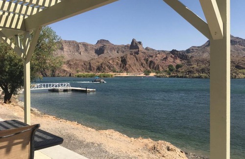 Parker Dam Casa | Margaritaville at River Lodge! Right on the river!