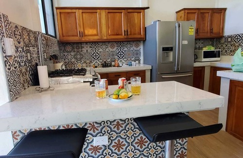 Tamanique Casa | Margaritaville beach house