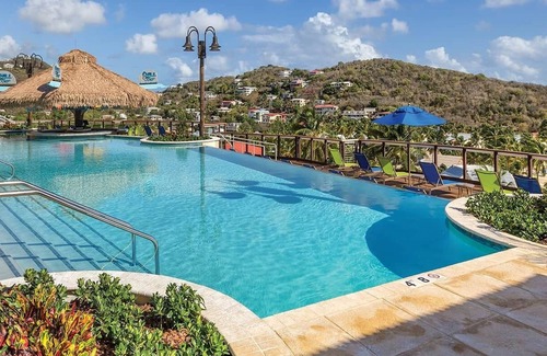 Estate Smith Bay Complejo | Margaritaville by Club Wyndham! Studio Plus Upper Level sleeps 4