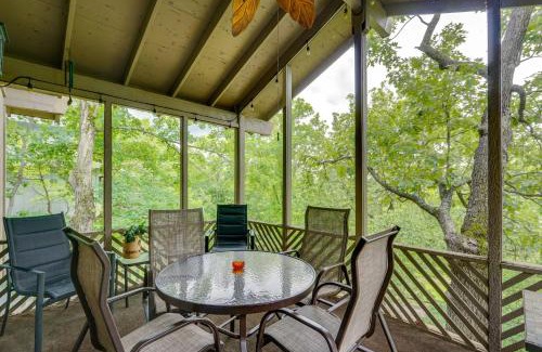 Osage Beach Casa | Margaritaville Resort Golf Course Oasis with Hot Tub