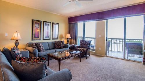 Arcadian Shores Casa | Margate #2203 - Scott & Faith's