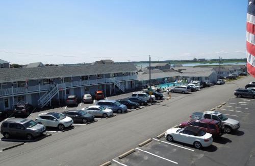 Hampton Hotel | Marguerite Motel