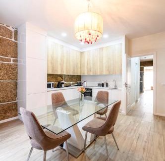 Guimaraes Apartamento | Maria de Lurdes Residências