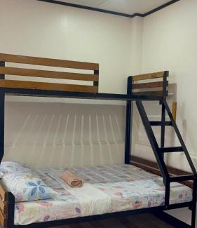 Masbate City Apartamento | Maria Kulafu Kubo House 1 BIG BEDROOM with Wifi