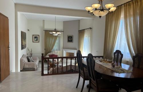Argyroupoli Apartamento | Maria's Apartment Next to Alimos Metro Station
