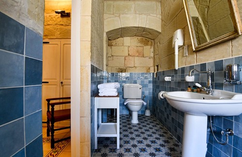 Ta' Għammar Cama Y Desayuno | Maria's B&B
