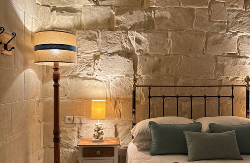 Ta' Għammar Cama Y Desayuno | Maria's B&B