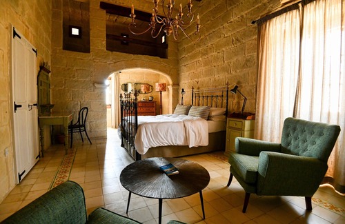 Ta' Għammar Cama Y Desayuno | Maria's B&B
