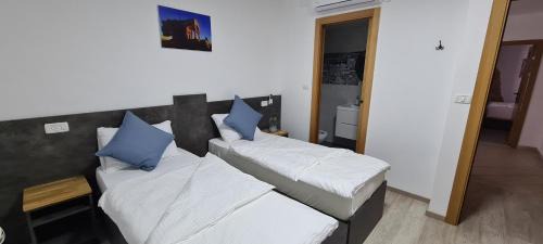 Nazareth Casa | Maria's GuestHouse - Uphill View of Nazareth F