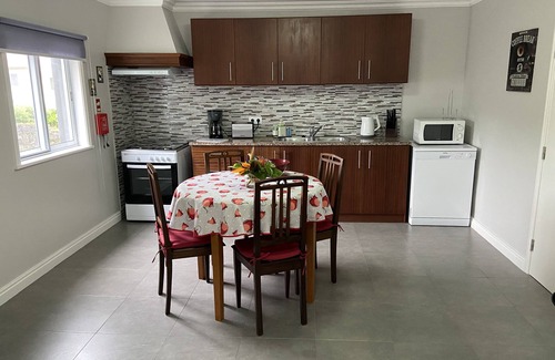 Santo Antonio Casa | Maria's Haven de dos dormitorios