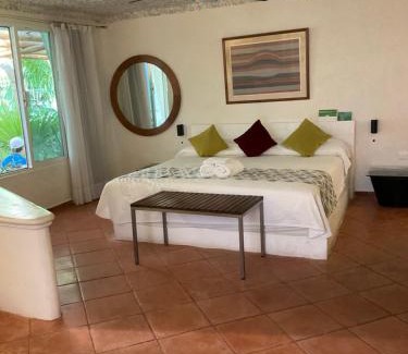 Isla Mujeres Hotel | Maria's Kan Kin