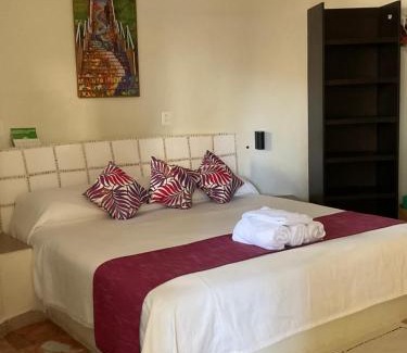 Isla Mujeres Hotel | Maria's Kan Kin