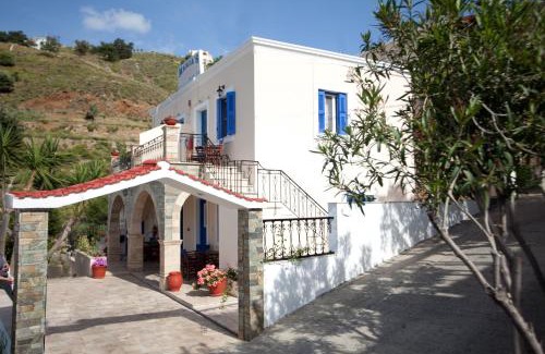 Kamari Apartamento | Maria's Studios