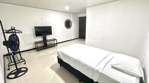 Villa Bonita Apartamento | Marianas Apartments 5MIN SJO AIRPORT