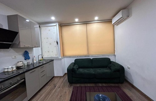 Blloku Apartamento | Marias New Relaxing Home in Blloku, Tirana