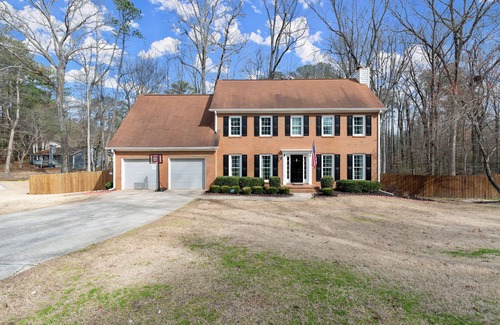 Clarkdale Casa | Marietta's Magnificent Manor - Pool access, centrally located to everything ATL