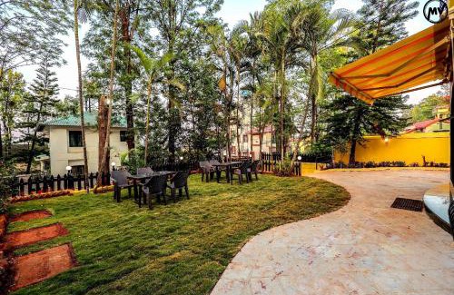 Wai Villa | Marigold Villa with Swimming pool
