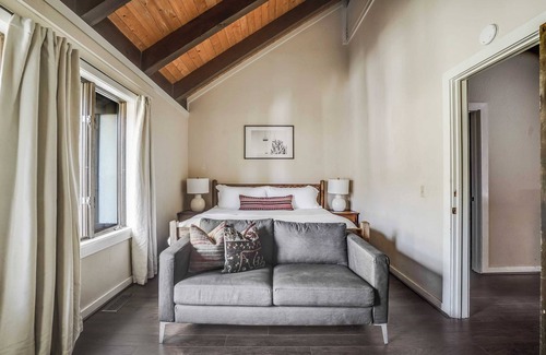 Olympic Valley Cabina | Marillac by Avantstay Gorgeous Ski Cabin w/ Balcony & Patio