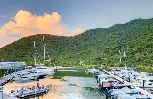 Anse Marcel Apartamento | Marina Beach 2 adjacent apartments marina view