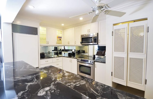 Douglas Condominio | Marina Blue with pool and club house access