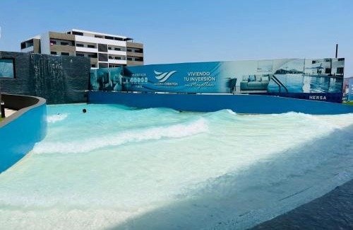 Villa Marina Apartamento | Marina Cerritos: Rooftop Pools Near Beach