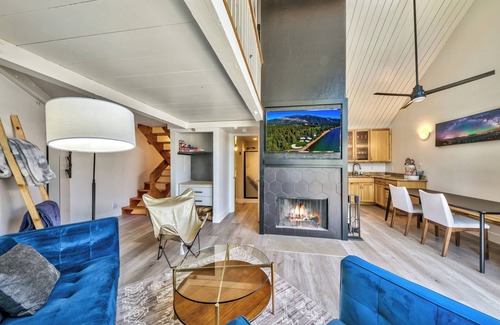 Tahoe Keys Condominio | Marina Gateway: Tahoe Keys #47 Dock, Pools, Pets