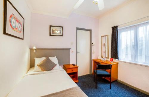 Sandown Hotel | Marina Hotel