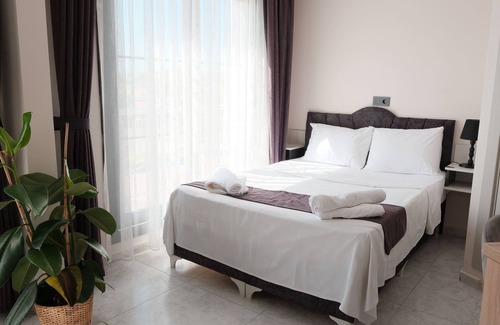 Sigacık Hotel | Marina Lora Butik Otel Sığacık
