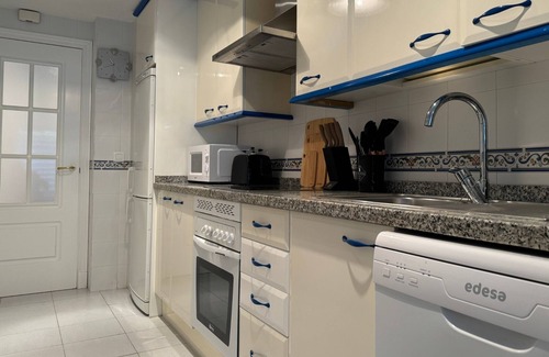Cabrita Apartamento | Marina Magic: 2-Bed, 2-Bath Apartment Steps from Duquesa Harbour and Beach