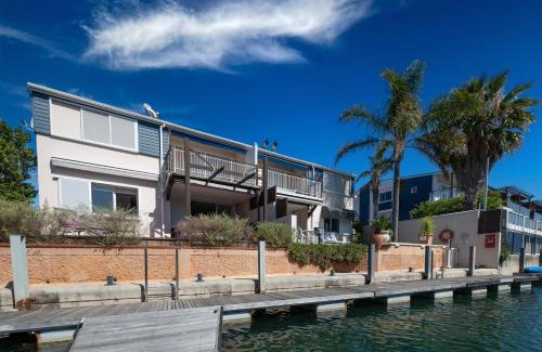 Waterfront Apartamento | Marina Magic