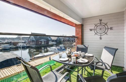 Horning Apartamento | Marina Outlook