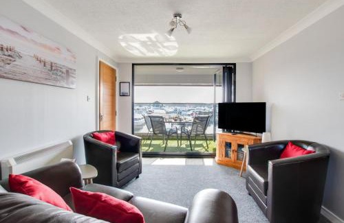 Horning Apartamento | Marina Outlook