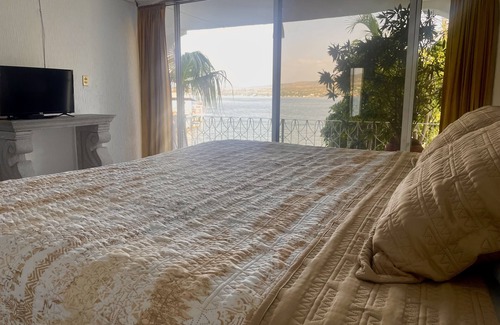 Tequesquitengo Hotel | Marina Palace Teques