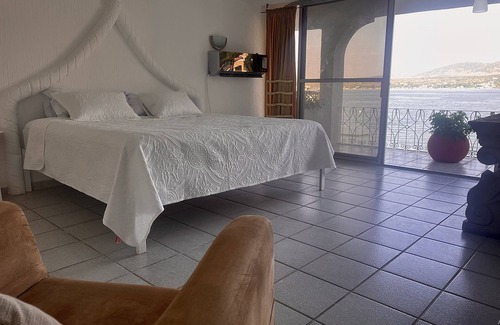 Tequesquitengo Hotel | Marina Palace Teques