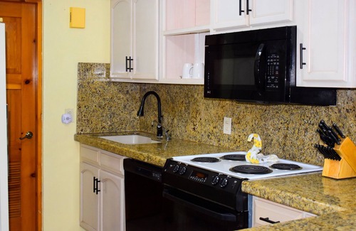 Puerto Peñasco Villa | Marina Pinacate Villa-13 (2 Recamaras / 2 Baños) By FMI Rentals.